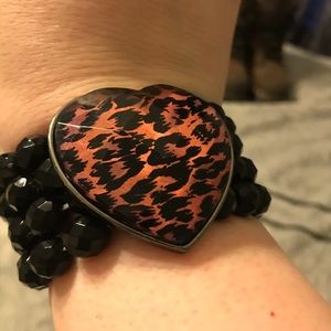 Hot pink leopard print-black bead stretch bracelet